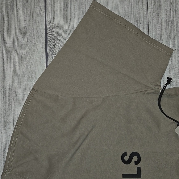 Essentials Fear of God Men's Short Sleeve T-Shirt Moss Size XL NWT - Picture 5 of 13